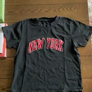 Brandy Melville - John Galt New York t-shirt